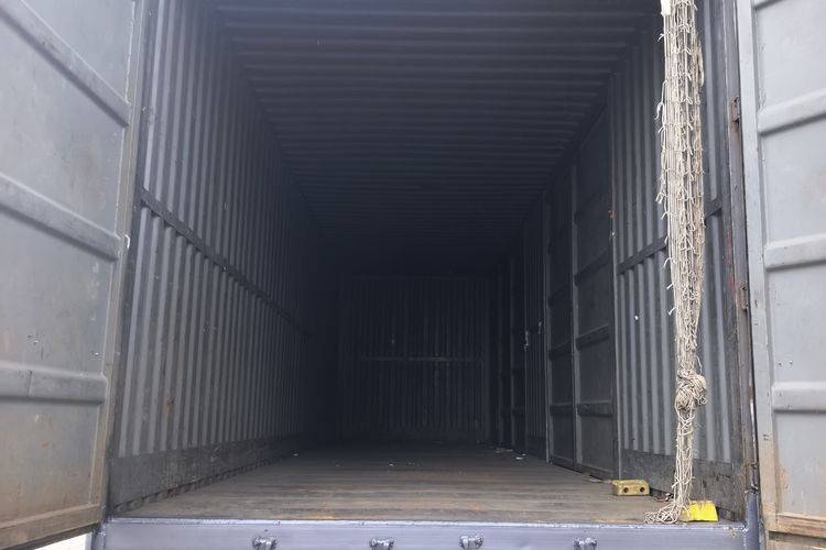 二手重汽豪沃(HOWO) 290马力 载货车