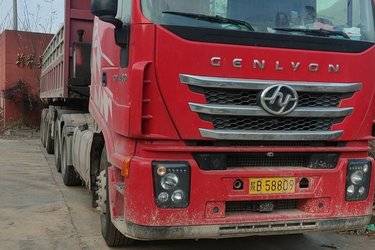 二手上汽红岩 杰卡C500重卡 标载版 430马力 6X4牵引车(国五) 双驱 菲亚特二手牵引车 黄牌