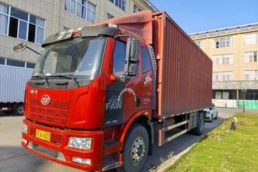 二手一汽解放 J6L中卡 2020款 超值版 180马力 4X2 6.75米栏板载货车(国五) 单桥 大柴二手载货车 黄牌图片
