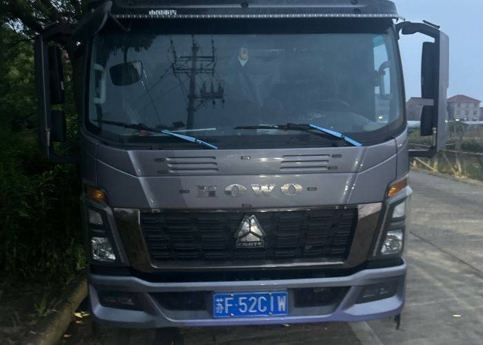 二手重汽HOWO轻卡 170马力 载货车