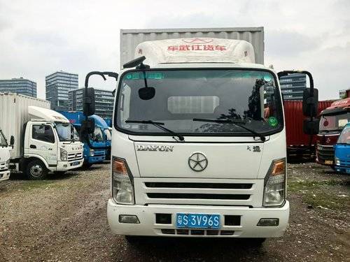 大运轻卡 116马力 载货车