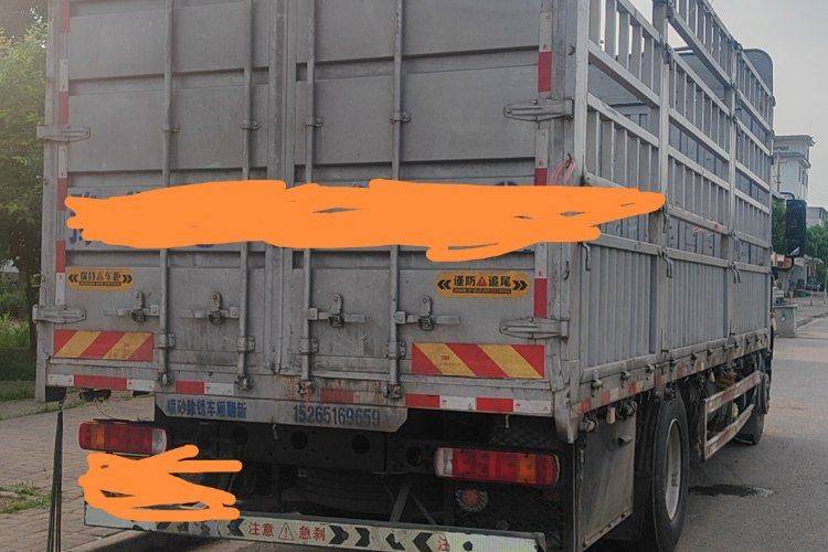 二手福田欧航 260马力 载货车
