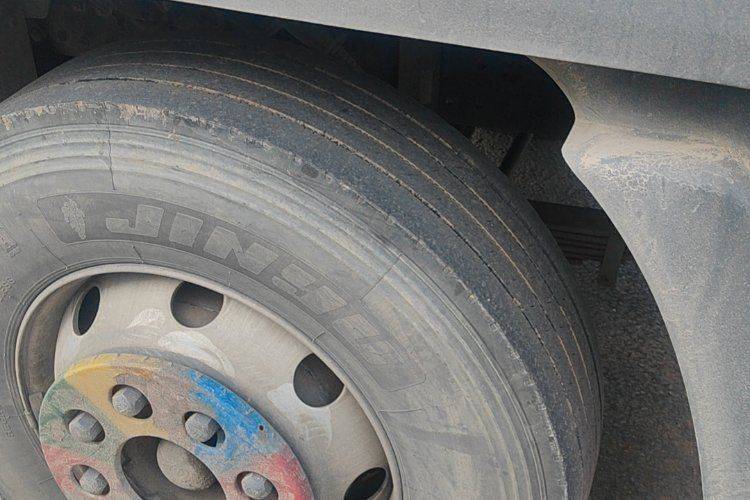 二手福田欧航 260马力 载货车