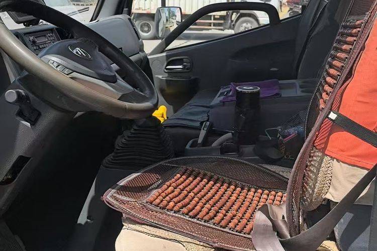 二手福田奥铃 110马力 载货车