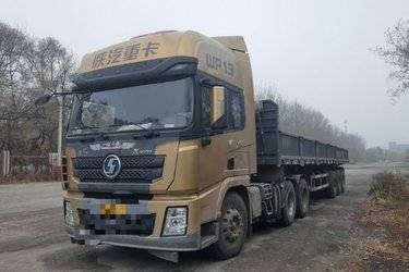 二手一汽解放 新J6P重卡 领航版 四季款 550马力 6X4牵引车(国五) 双驱 东风二手牵引车 黄牌图片