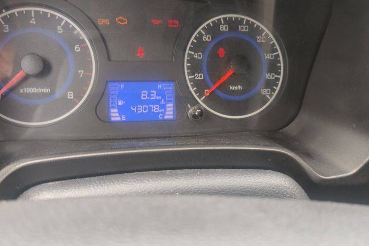 二手长安凯程 122马力 载货车