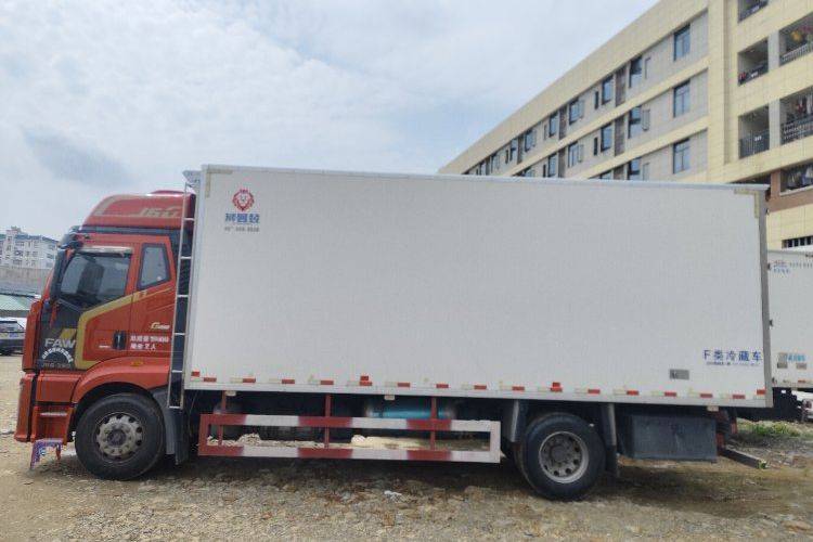 二手一汽解放 360马力 专用车