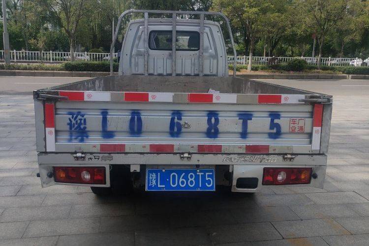 二手长安凯程 122马力 载货车