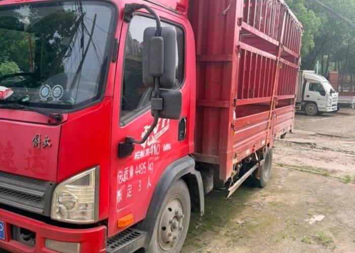 二手一汽解放轻卡 150马力 载货车