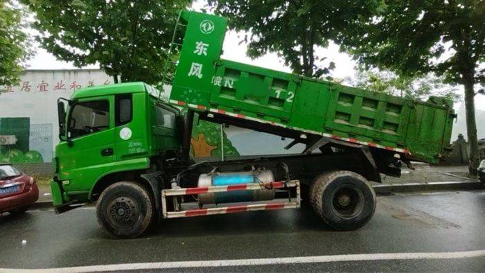 二手东风神宇 160马力 自卸车
