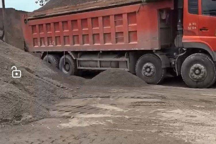 二手东风商用车 420马力 自卸车