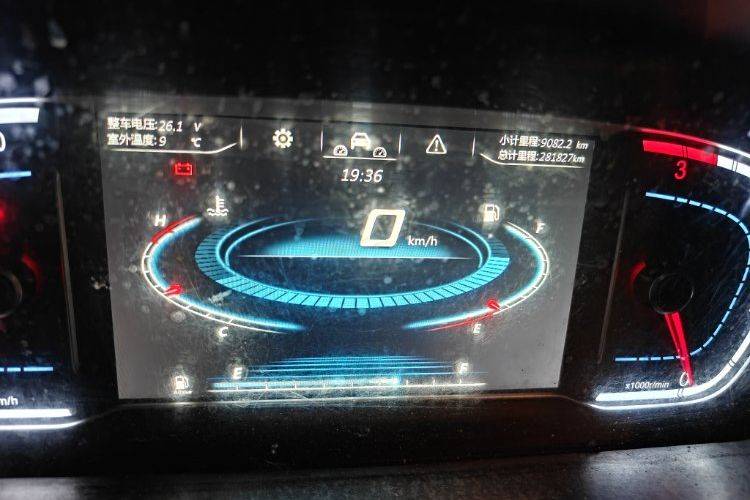 二手福田欧航 220马力 载货车