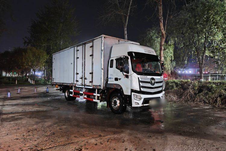 二手福田欧航 220马力 载货车