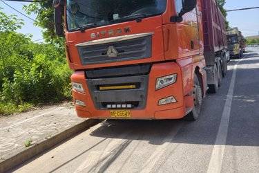 二手中国重汽 汕德卡SITRAK G7重卡 2021款 480马力 6X4 AMT自动挡牵引车(国五) 双驱 曼二手牵引车 黄牌