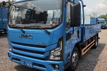 二手江铃 凯运  宽体 129马力 4.2米单排栏板轻卡(国六) 单桥 江铃二手载货车 蓝牌图片
