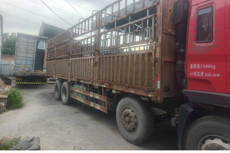 二手江淮格尔发 240马力 载货车