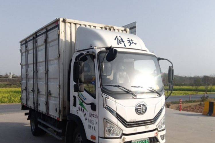 二手一汽解放轻卡 150马力 载货车