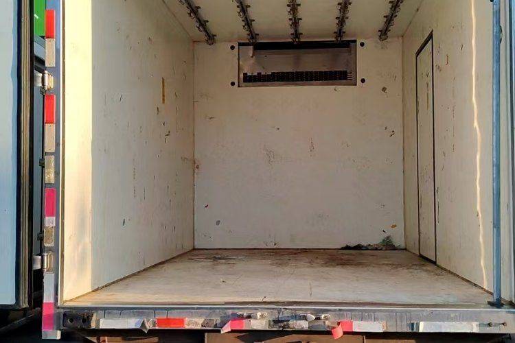 二手上汽轻卡(原上汽跃进) 150马力 专用车