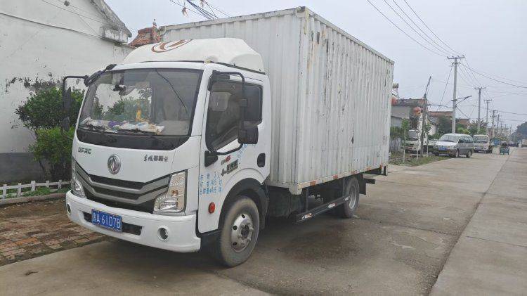 二手东风多利卡 136马力 载货车