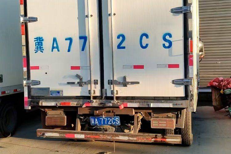 二手上汽轻卡(原上汽跃进) 150马力 专用车