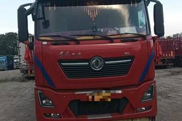二手东风商用车 天龙KL重卡 560马力 6X4牵引车(速比3.64)(国五) 双驱 东风康明斯二手牵引车 黄牌
