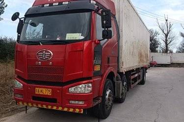 二手一汽解放 J6P重卡 绿通版 390马力 8X4 9.5米厢式载货车(国五) 前四后八 大柴二手载货车 黄牌