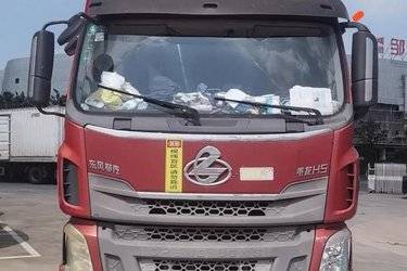 二手东风柳汽 乘龙H5中卡 240马力 6X2 9.6米厢式载货车(国五) 前四后四 玉柴二手载货车 黄牌图片