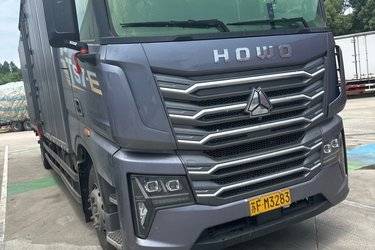 二手重汽豪沃 HOWO TS7 经典版 6.9L柴油 290马力 4X2 中国重汽10档 9.6米厢式载货车(国六) 单桥 中国重汽二手载货车 黄牌