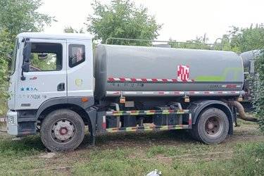 二手洒水车/喷洒车 东风多利卡 多利卡D9 180 6.2 4X2