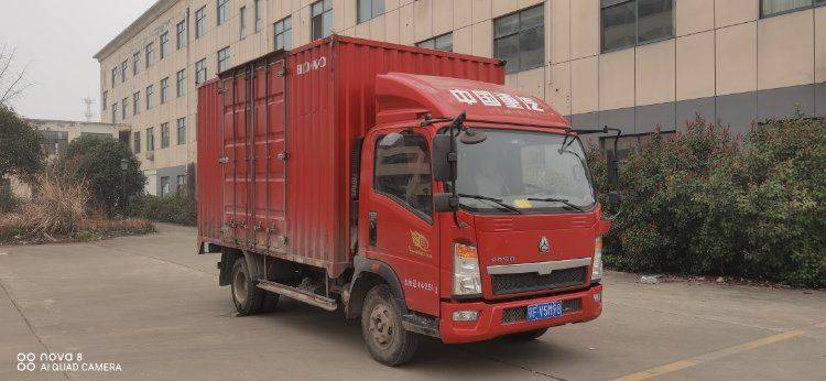 二手重汽HOWO轻卡 180马力 载货车