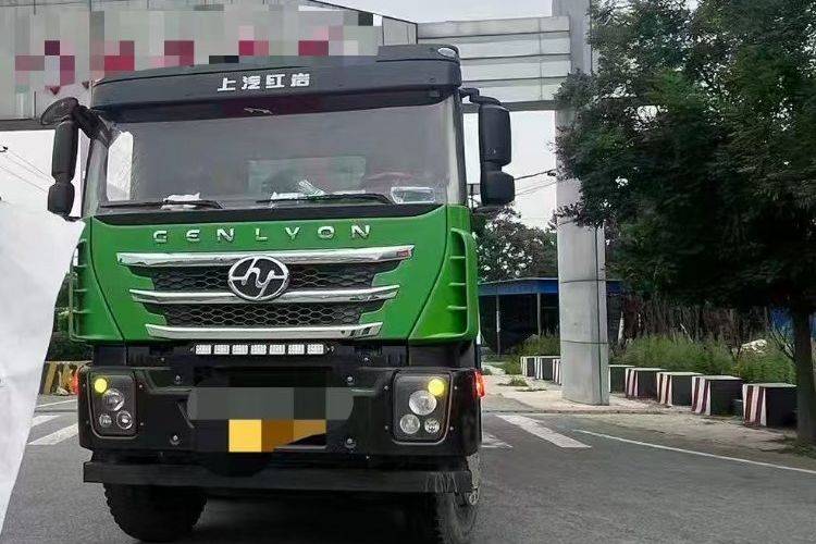 二手上汽红岩 450马力 自卸车