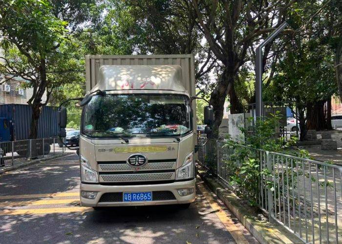 二手一汽解放轻卡 130马力 载货车