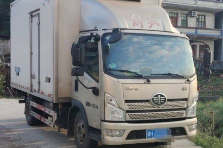 二手一汽解放轻卡 156马力 专用车