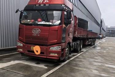 二手一汽解放 J6P重卡 质惠版 420马力 6X4牵引车(国五) 双驱 锡柴二手牵引车 黄牌图片