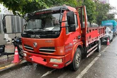 二手东风 福瑞卡R7 160马力 4X2 4.2米自卸车(国五) 单桥 云内动力二手自卸车 黄牌图片