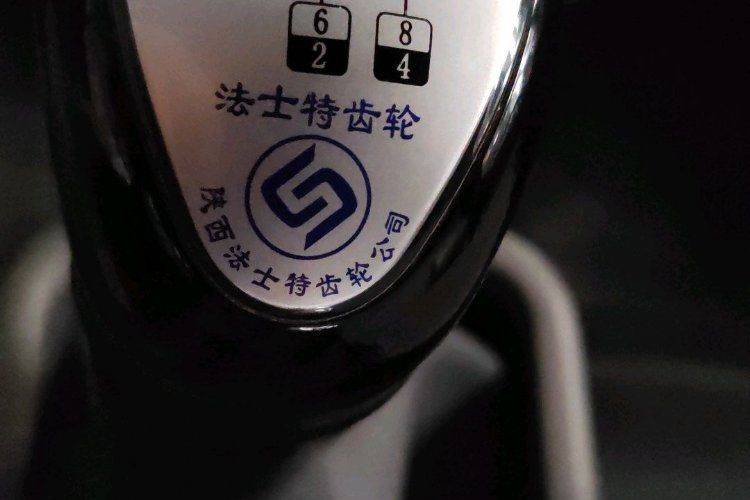 二手东风商用车 180马力 载货车