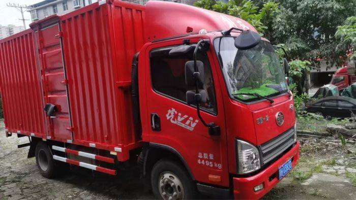 二手一汽解放轻卡 130马力 载货车