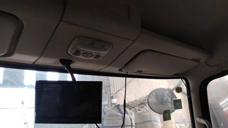 二手东风商用车 180马力 载货车