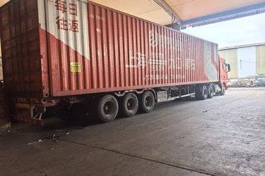 二手15米x2.8米 其他轴 集装箱式半挂车