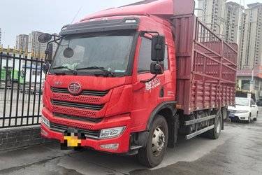 二手一汽解放 麟VH 2.0版 190马力 5.4米排半仓栅式载货车(国六) 单桥 潍柴二手载货车 黄牌