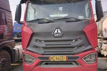 二手中国重汽 豪瀚N7G重卡 460马力 6X4牵引车(国五) 双驱 曼二手牵引车 黄牌