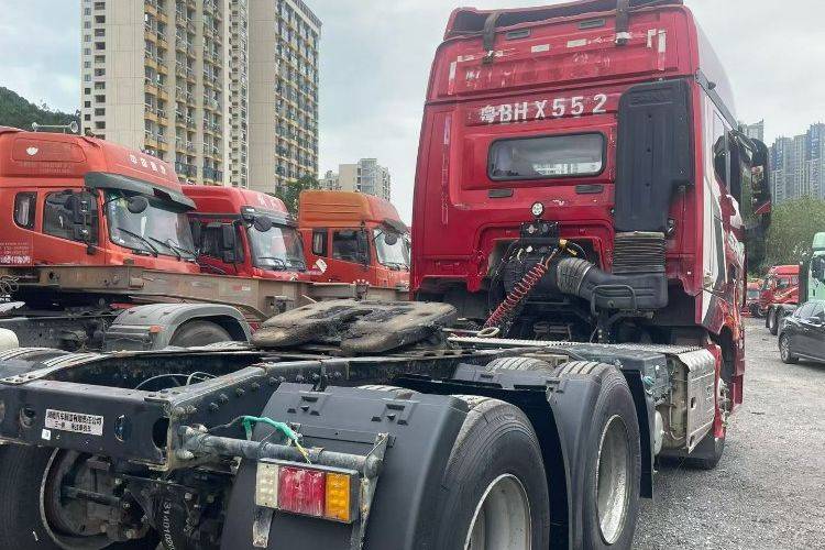 二手三一集团 485马力 牵引车