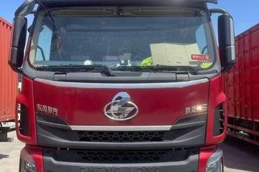 二手东风柳汽 乘龙H5 270马力 4X2 9.7米厢式载货车(国六) 单桥 玉柴二手载货车 黄牌图片