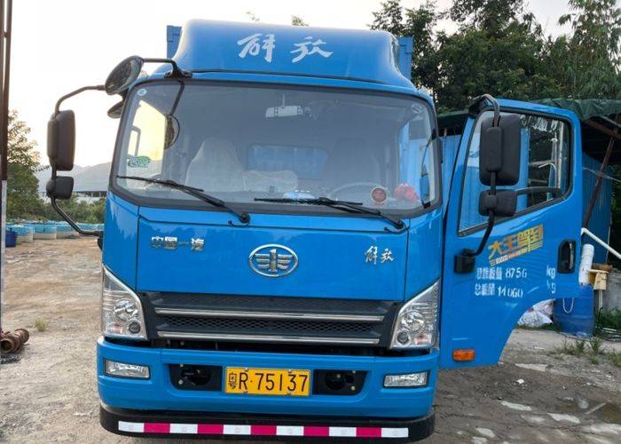二手一汽解放轻卡 190马力 载货车