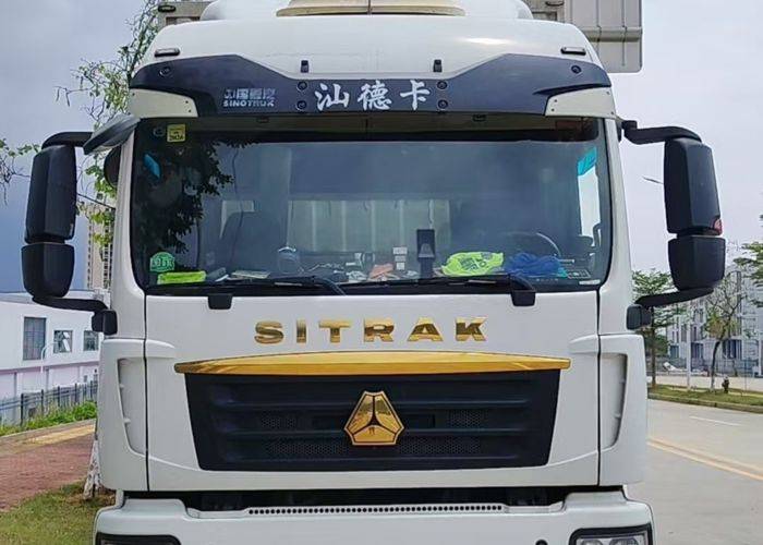 二手重汽汕德卡 270马力 载货车