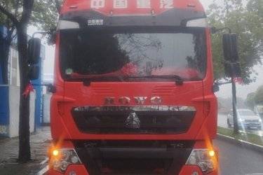 二手重汽豪沃HOWO TX7 PRO 沃盈版 6.9L柴油 290马力 4X2 中国重汽8档 9.6米厢式载货车(国六) 单桥 中国重汽二手载货车 黄牌