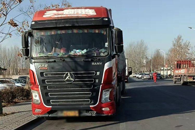 三一集团 500马力 牵引车