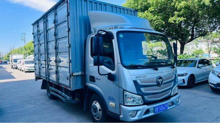 二手福田欧马可 131马力 载货车