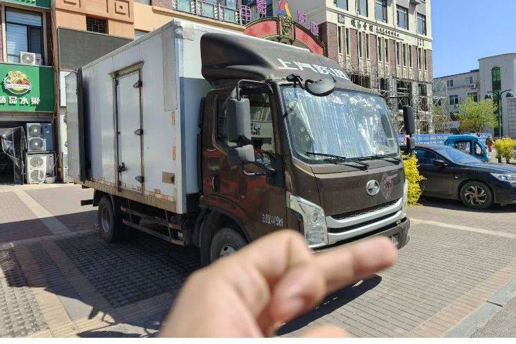 二手上汽轻卡(原上汽跃进) 150马力 载货车