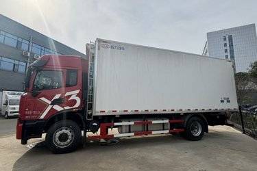 二手冷藏车 东风新疆 东风畅行 260 6.8 4X2